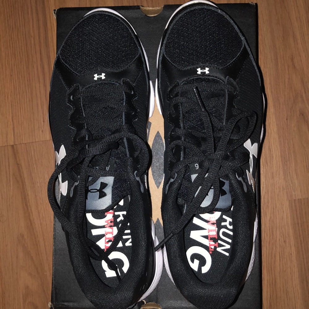 NEW Under Armour Sneakers